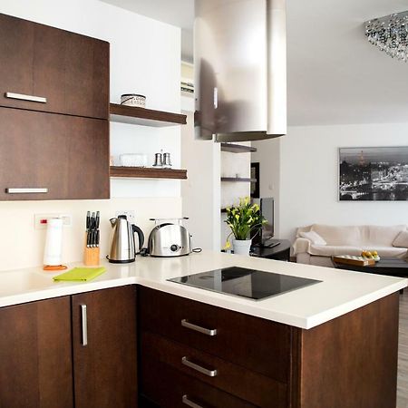 Sophia Court Apartment Larnaca Bagian luar foto