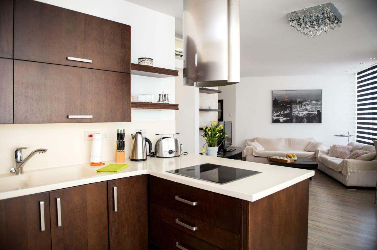 Sophia Court Apartment Larnaca Bagian luar foto
