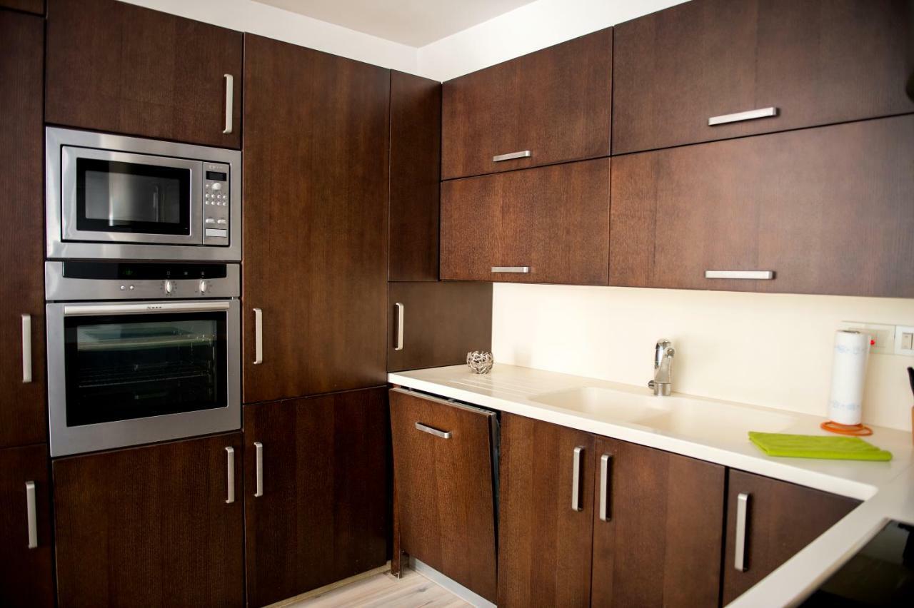 Sophia Court Apartment Larnaca Bagian luar foto