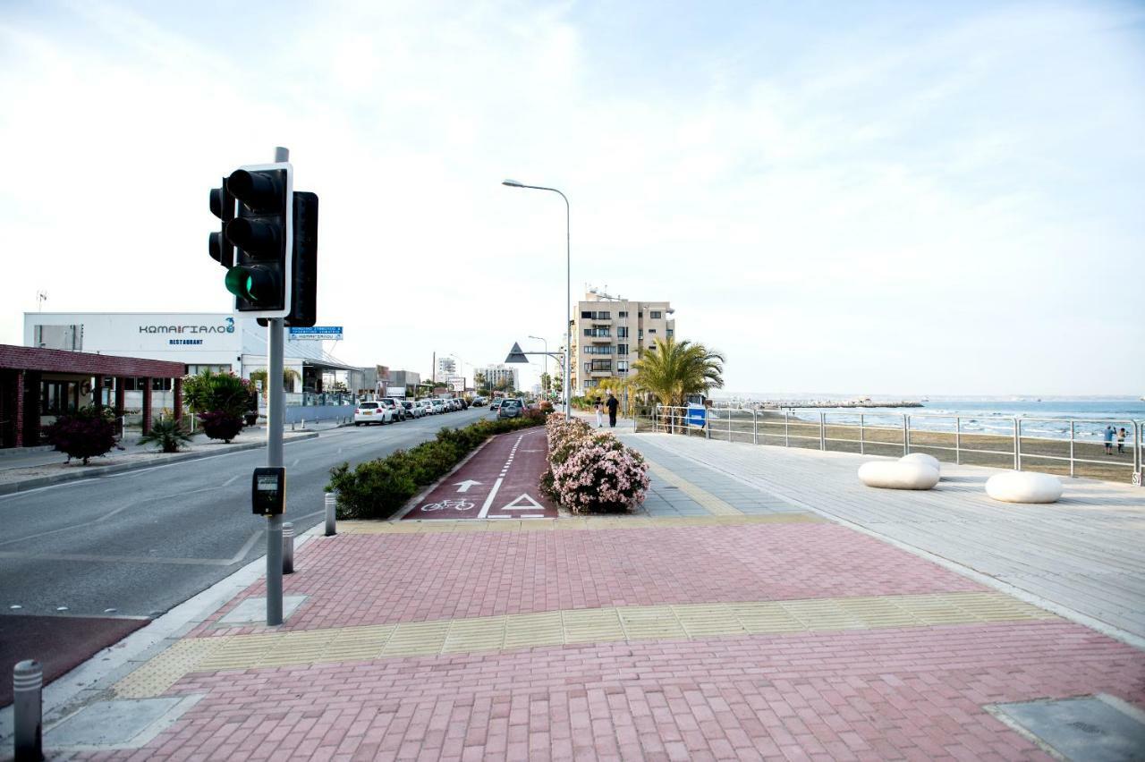 Sophia Court Apartment Larnaca Bagian luar foto